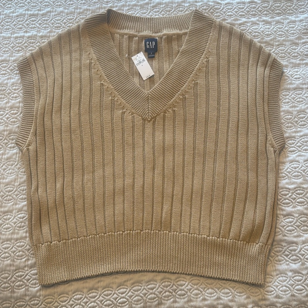 Gap Sleeveless Sweater